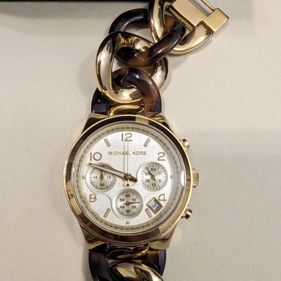 Michael Kors Women's Watch MK-4222 - Picture 2 of 5